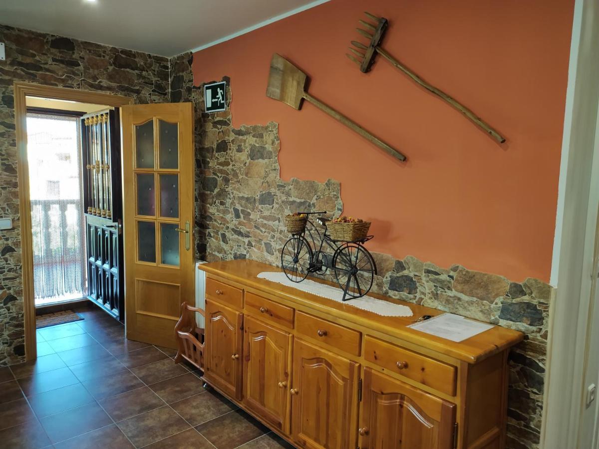 Casa Rural Mi Descanso Valdefuentes de Sangusín Exterior photo
