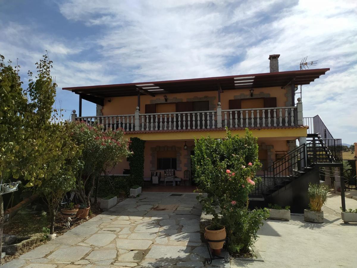 Casa Rural Mi Descanso Valdefuentes de Sangusín Exterior photo