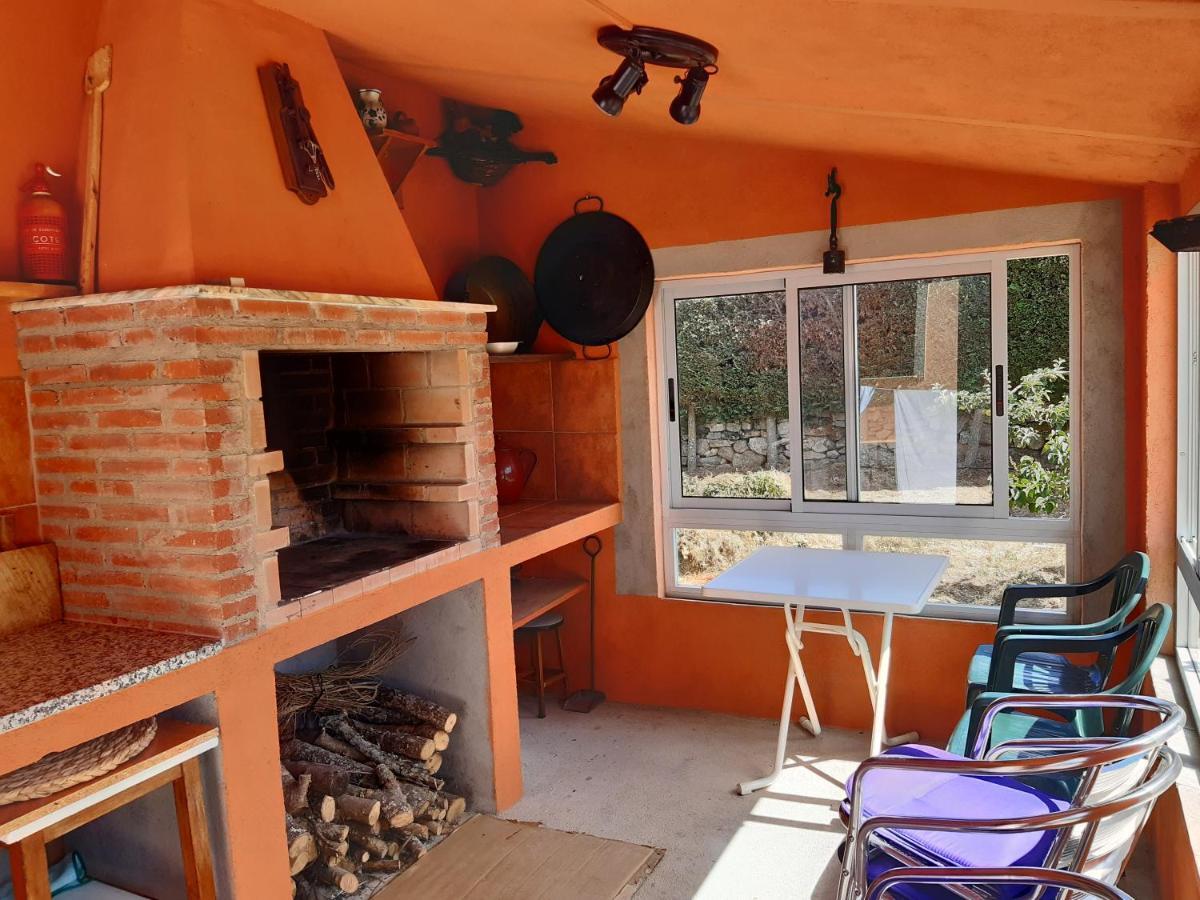Casa Rural Mi Descanso Valdefuentes de Sangusín Exterior photo